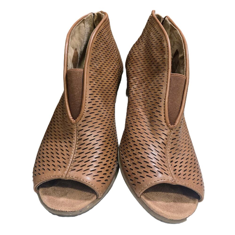 Earth Origins Nubuck Alpaca Chataigne Leather Peep-Toe Carlon Carmen Booties 8.5